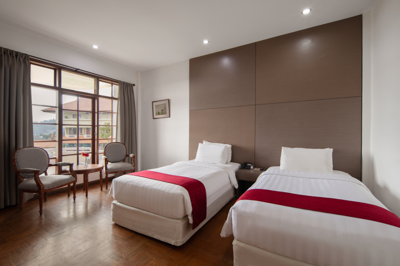 Classic with Pool View