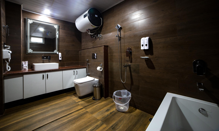 Premium Room with Bathtub