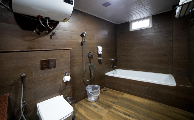 Premium Room with Bathtub