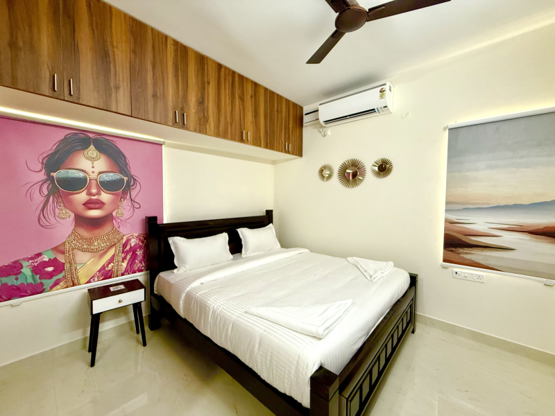Crown Room