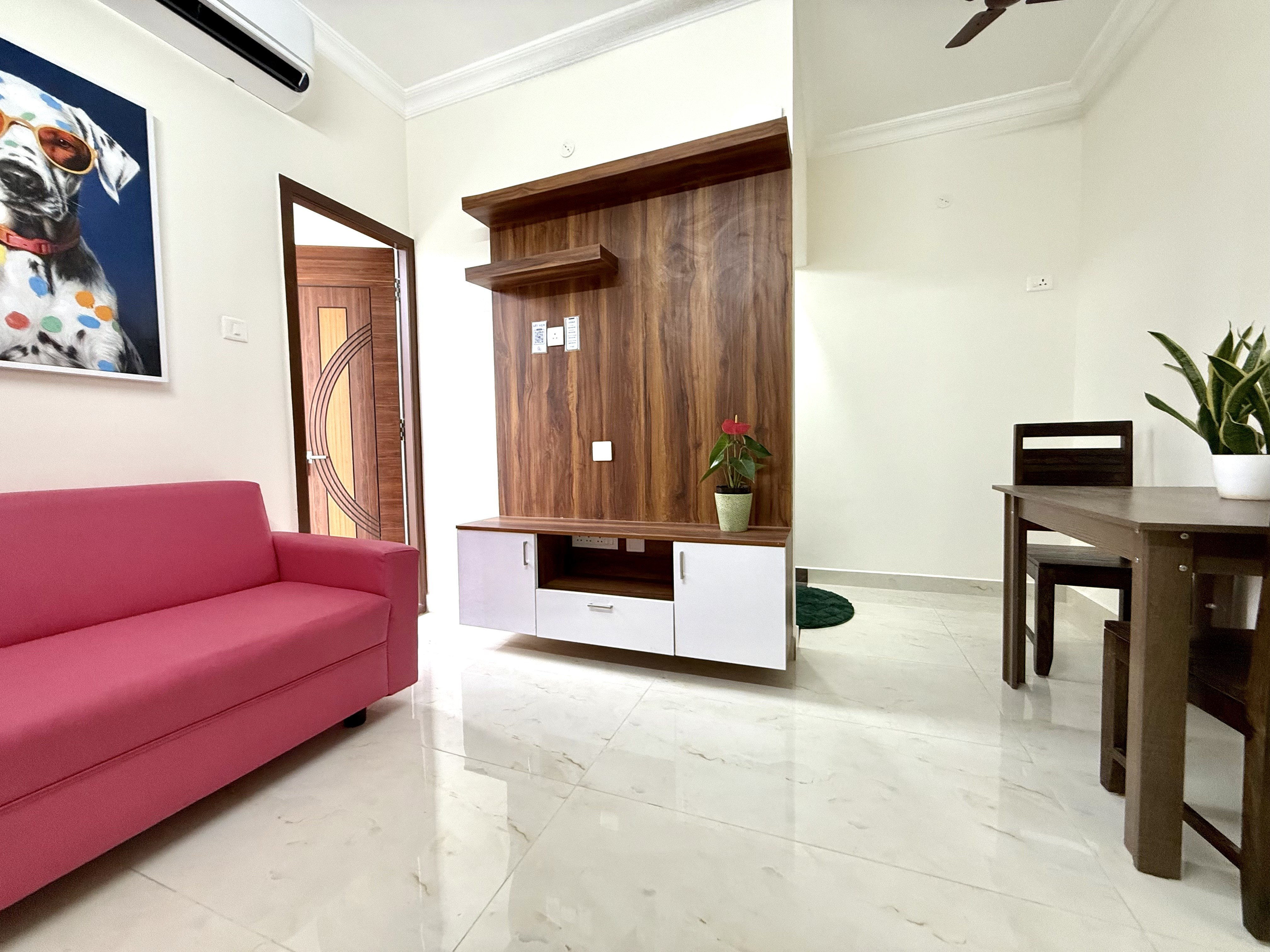 2BR APT