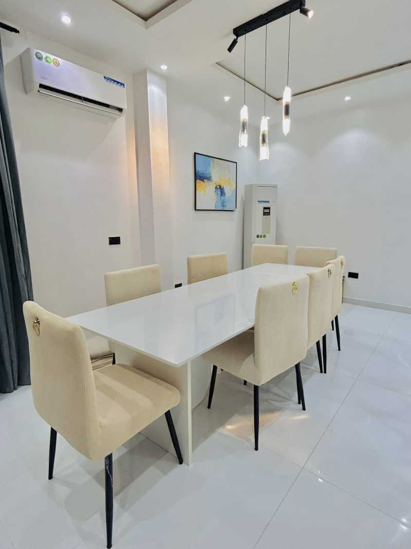 Diplomatic Suite