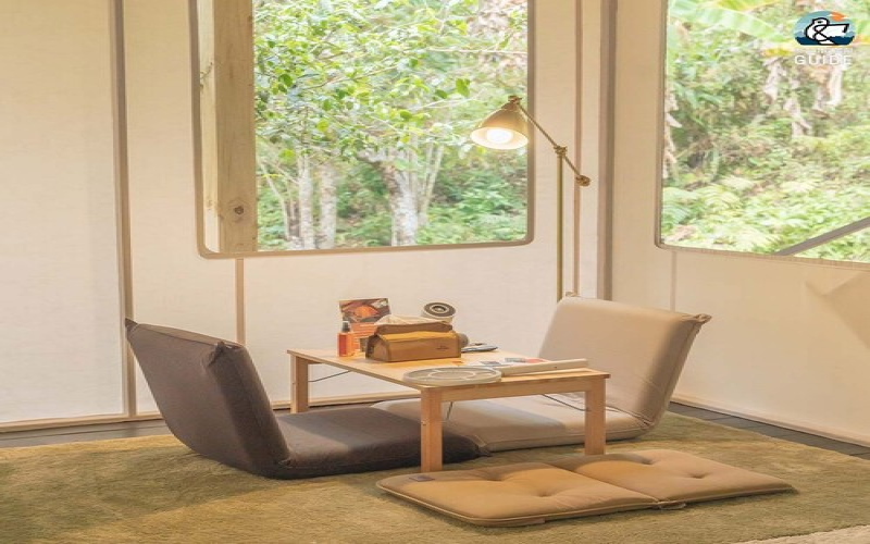 Crown Tent, Q&S Bed —64.4 sqm