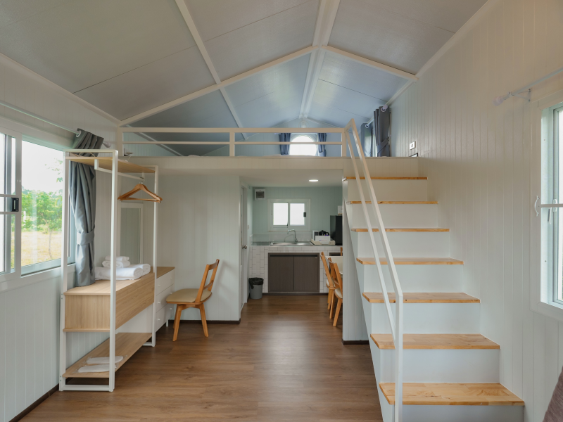 Knockdown villa