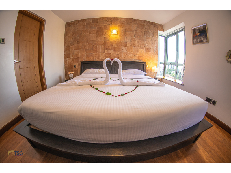 The Lofts at Wood Avenue