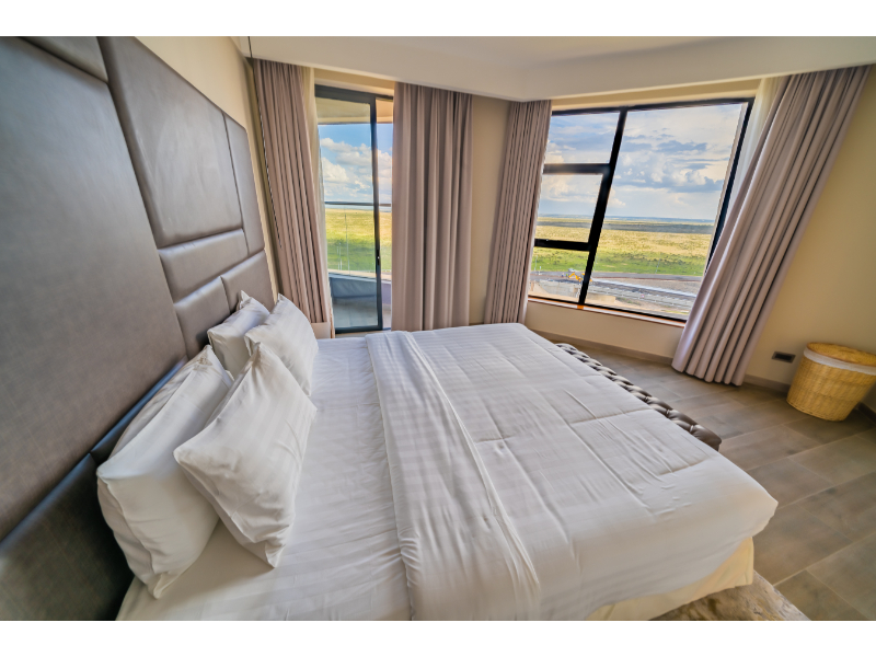 The Curve by the Park by TSG