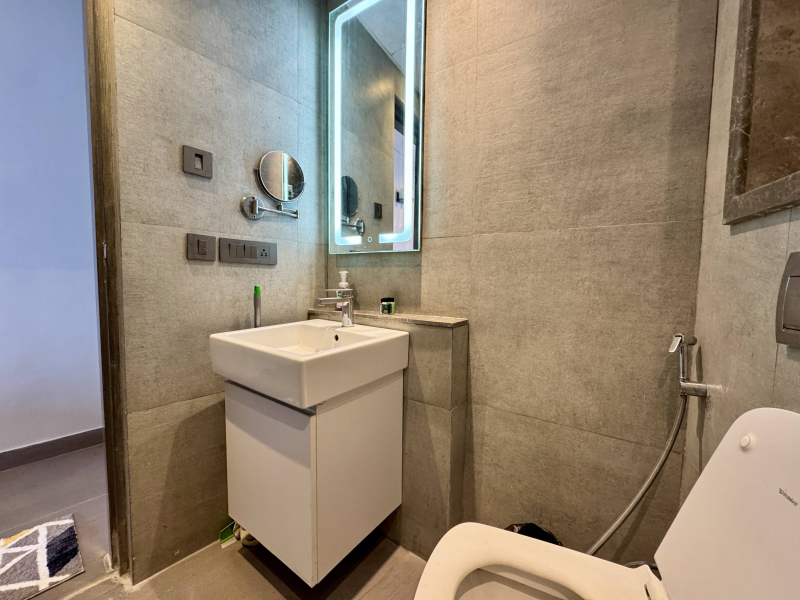 Apartment- 2114