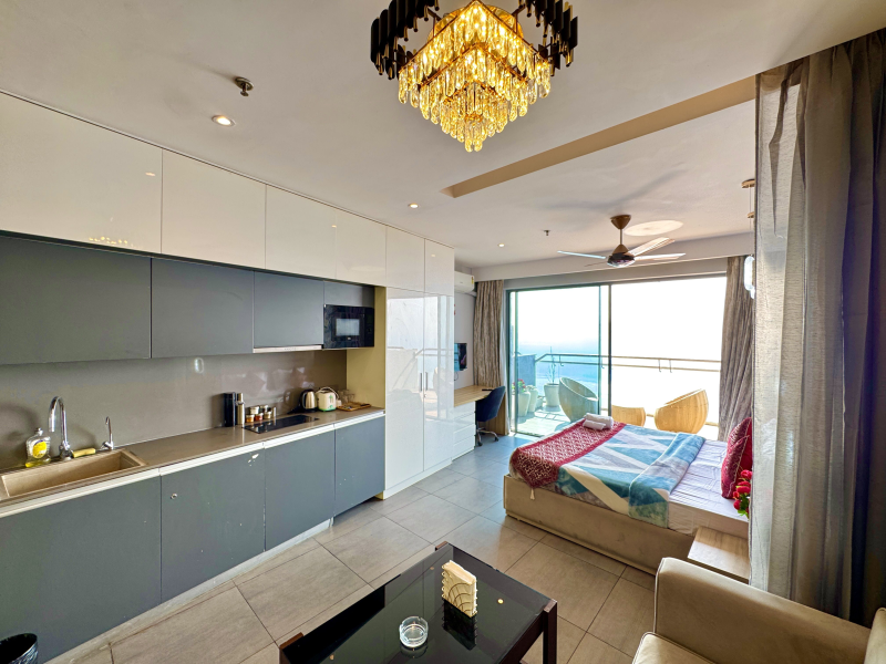 Room- 3704