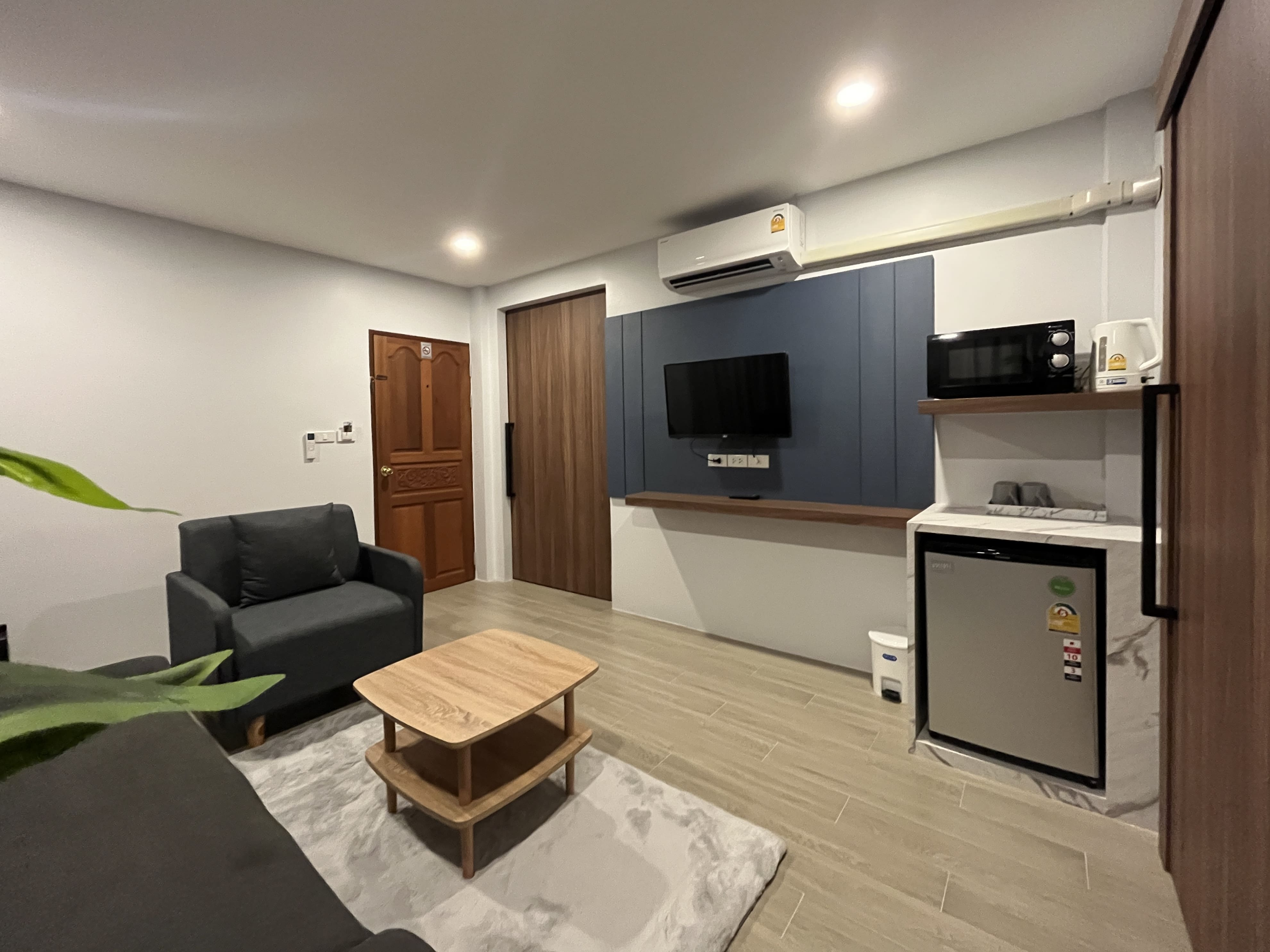 Deluxe Family Room