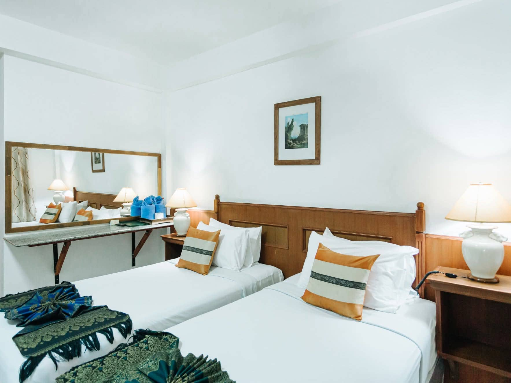 Twin Room with Private Bathroom