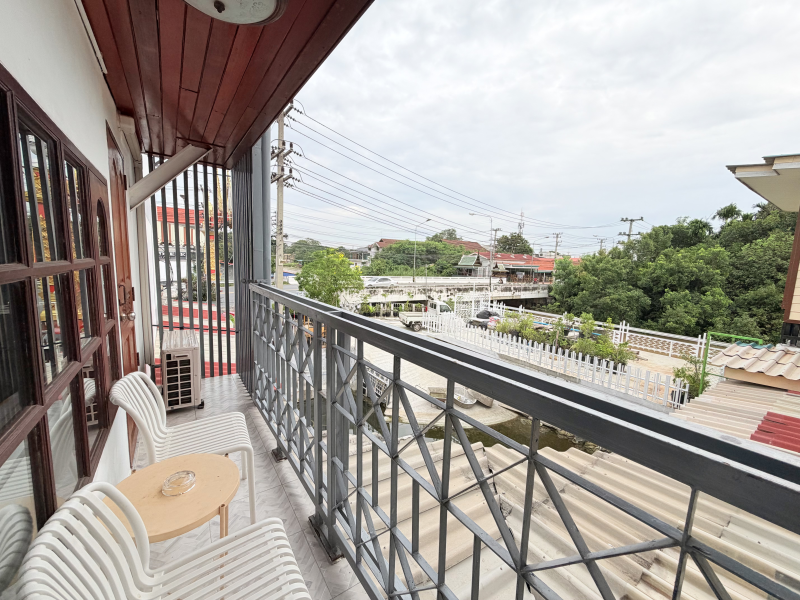 Standard room (Hello Sunshine)