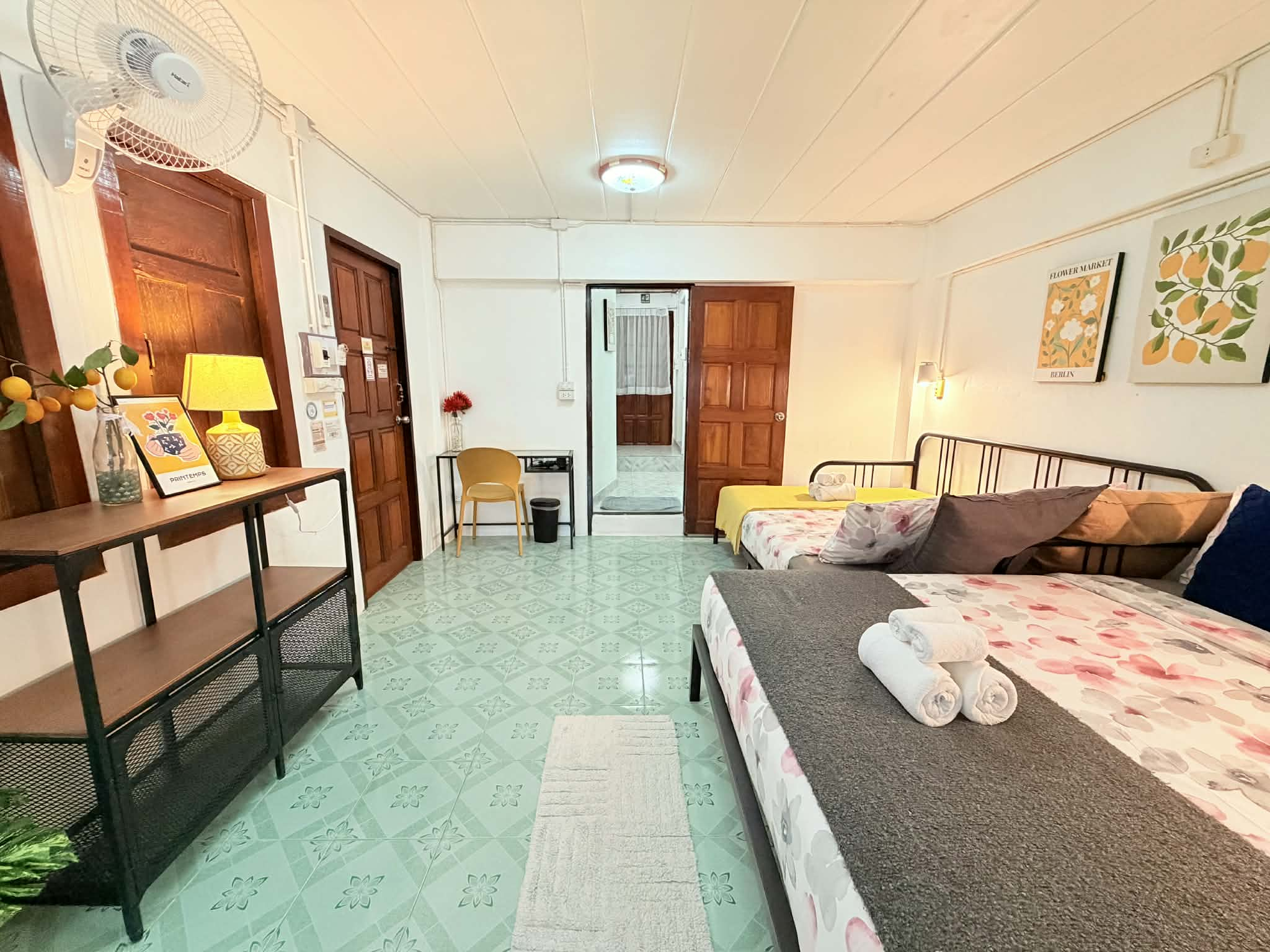 Suite room (Hello Sunshine)