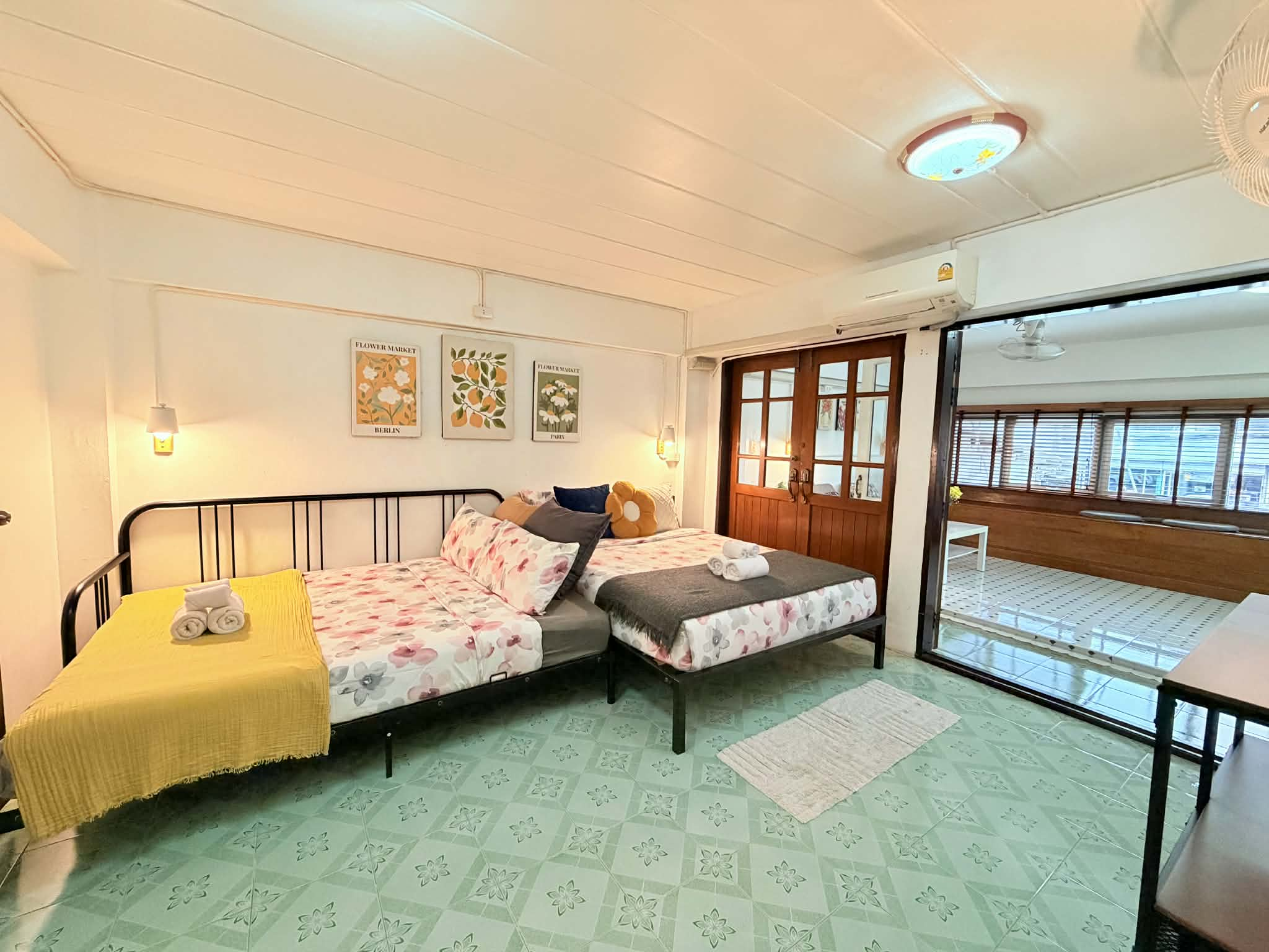 Suite room (Hello Sunshine)