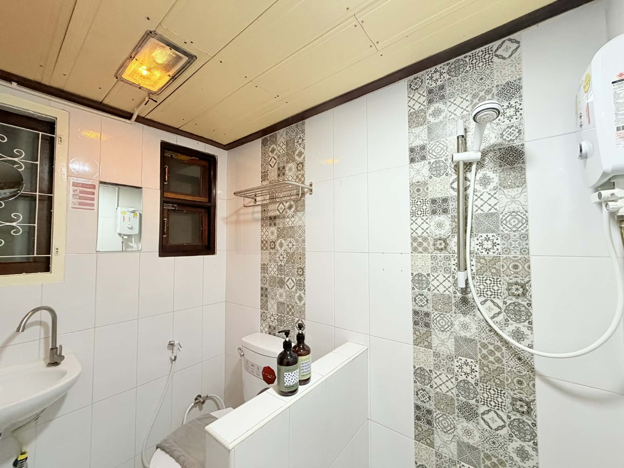 Suite room (Hello Sunshine)