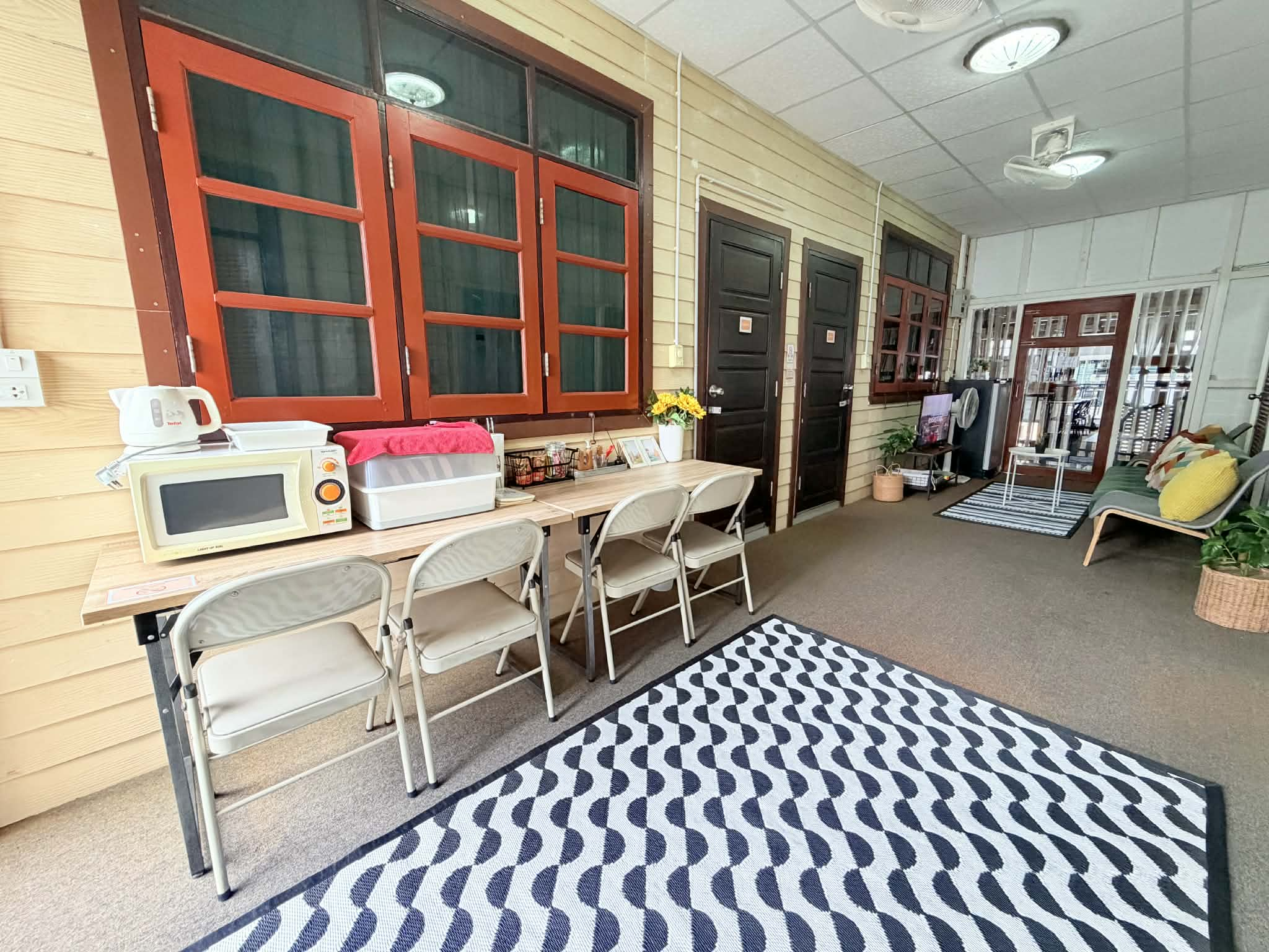 Family room (The Warehouse)