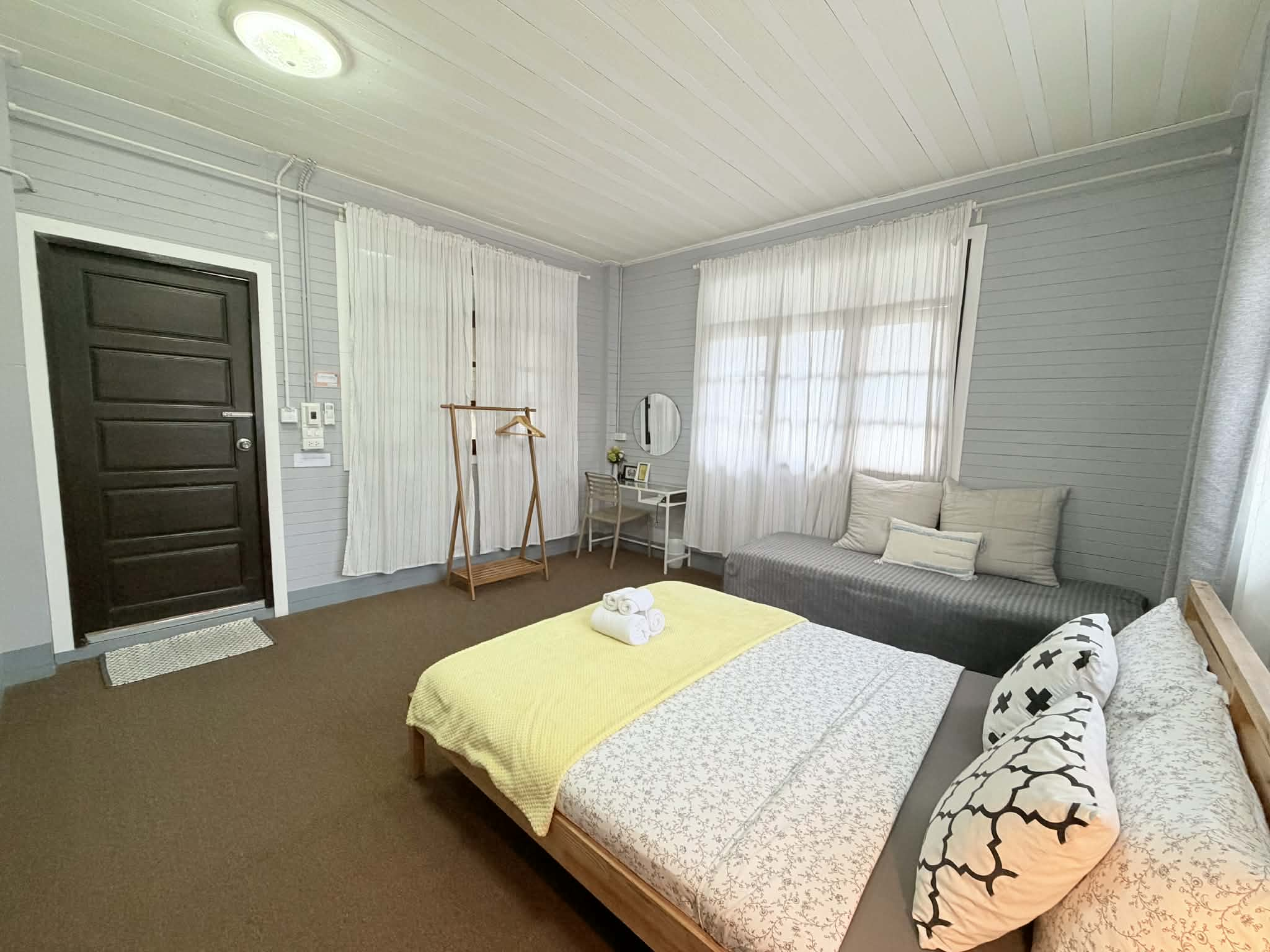 Family room (The Warehouse)