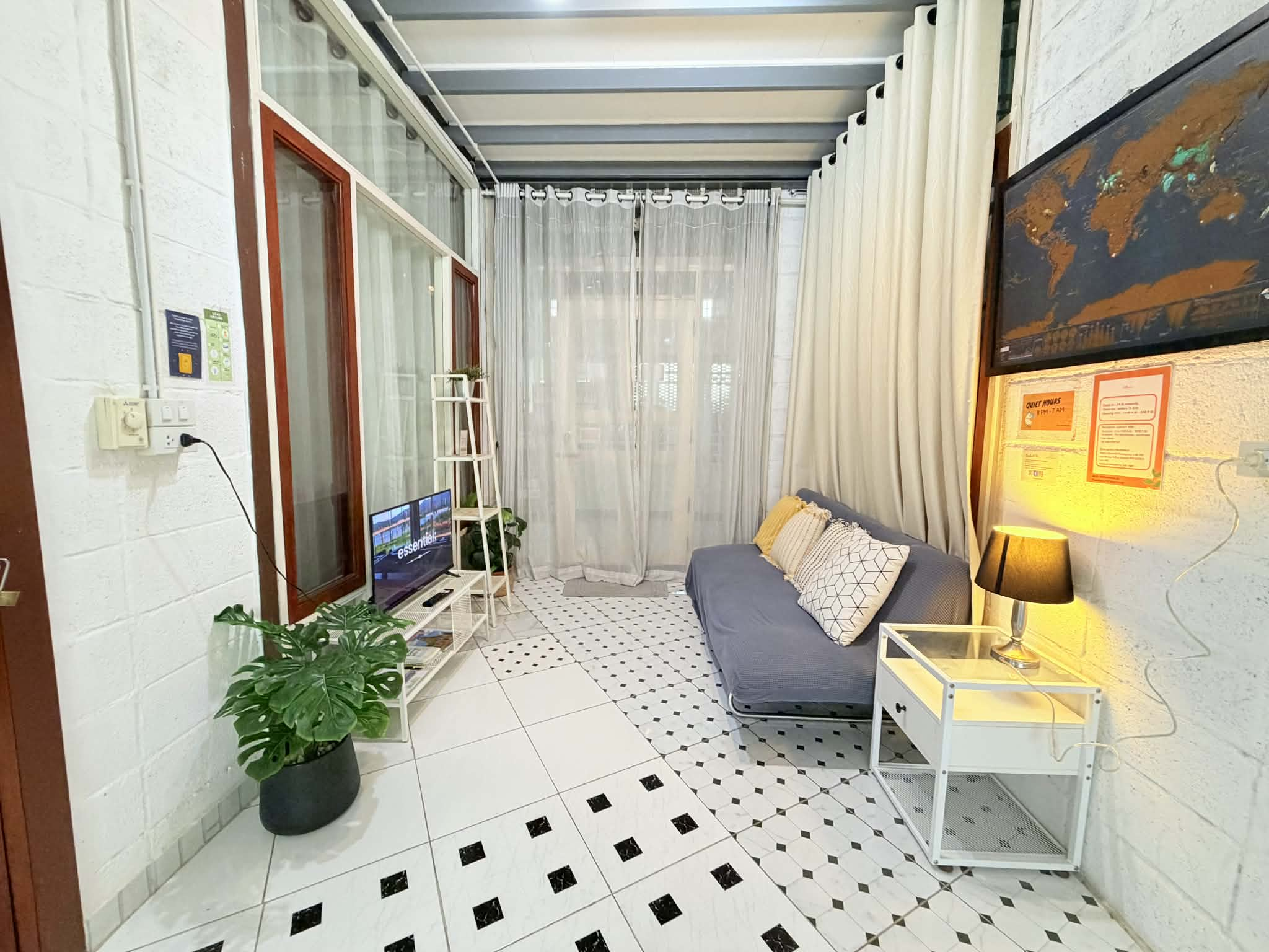 Double room (The Warehouse)