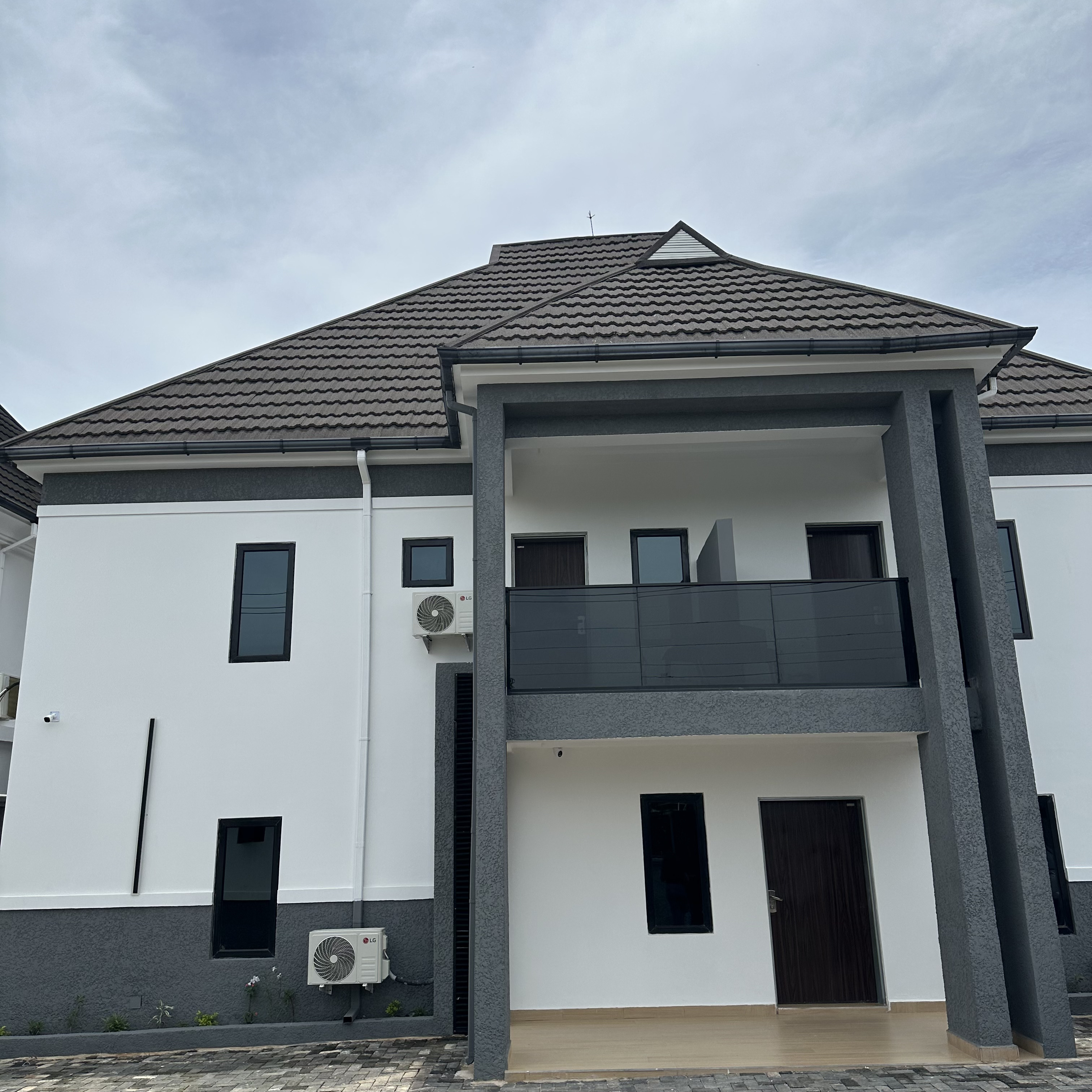 Greyfield Apartment Annex
