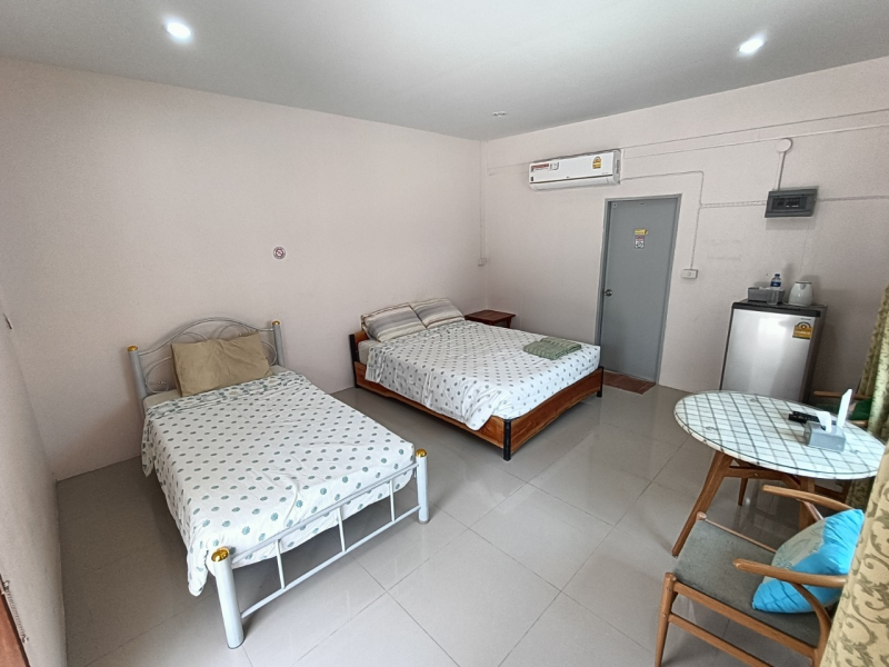 Queen Room with Balcony (A)