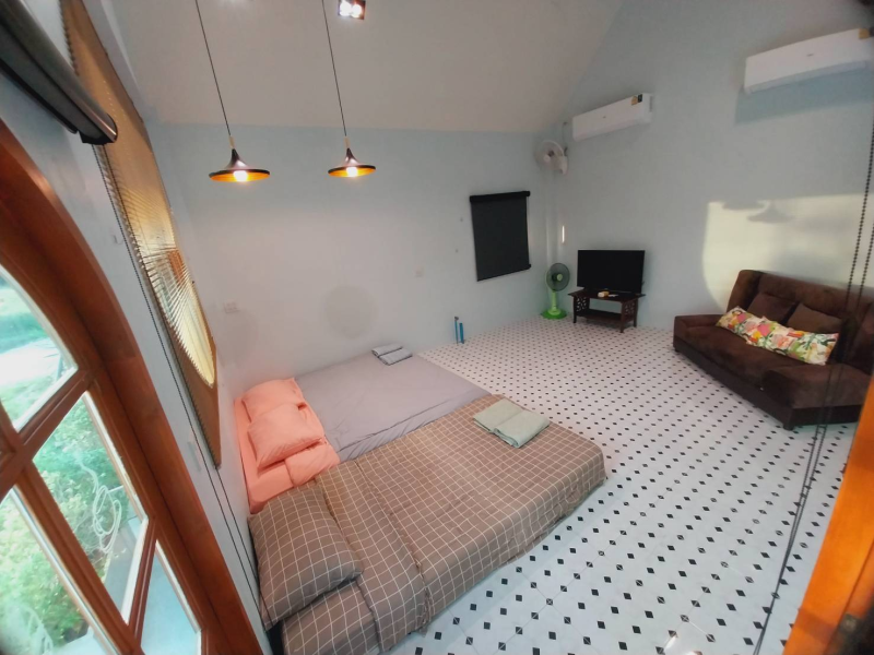 Family Room (B)
