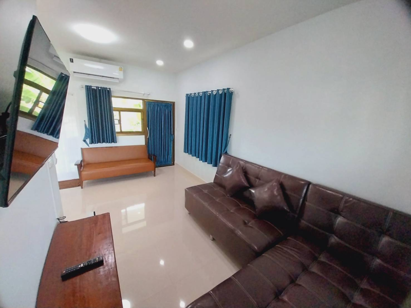 One-Bedroom House (B)