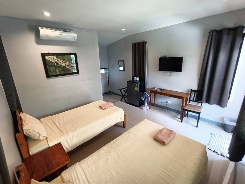 Standard Twin Room (A)