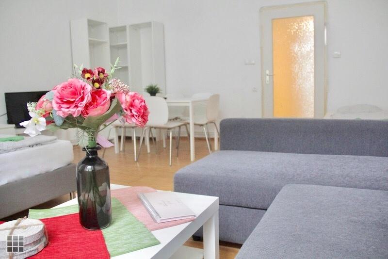 32 - 2 Bedroom (11265108) (15562385)