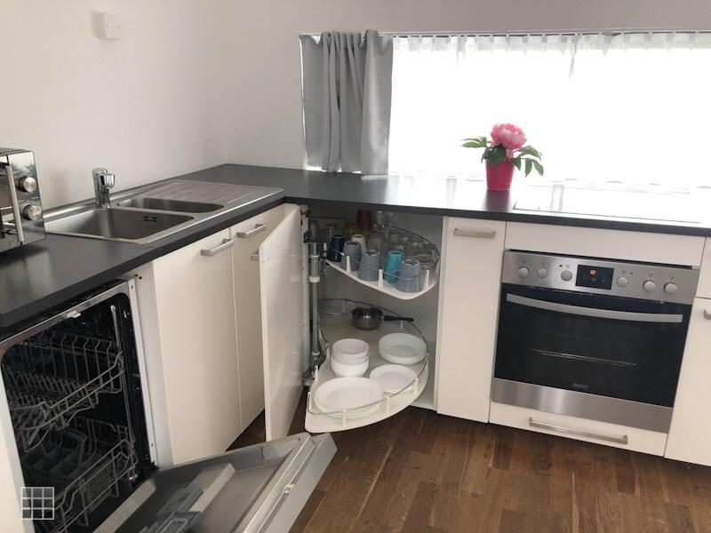 22 - Luxury 4 Bedroom Apartment (2379638)