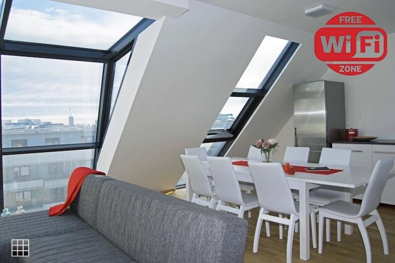 22 - Luxury 4 Bedroom Apartment (2379638)